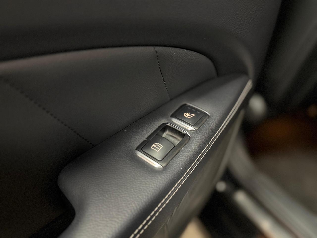 2014 Mercedes-Benz CLS-Class CLS550/MASSAGE SEATS/PIANO BLACK TRIM/20 INCH OEM Photo