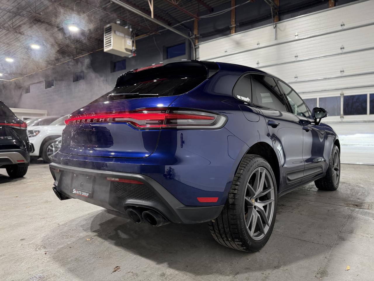 2022 Porsche Macan Base Photo