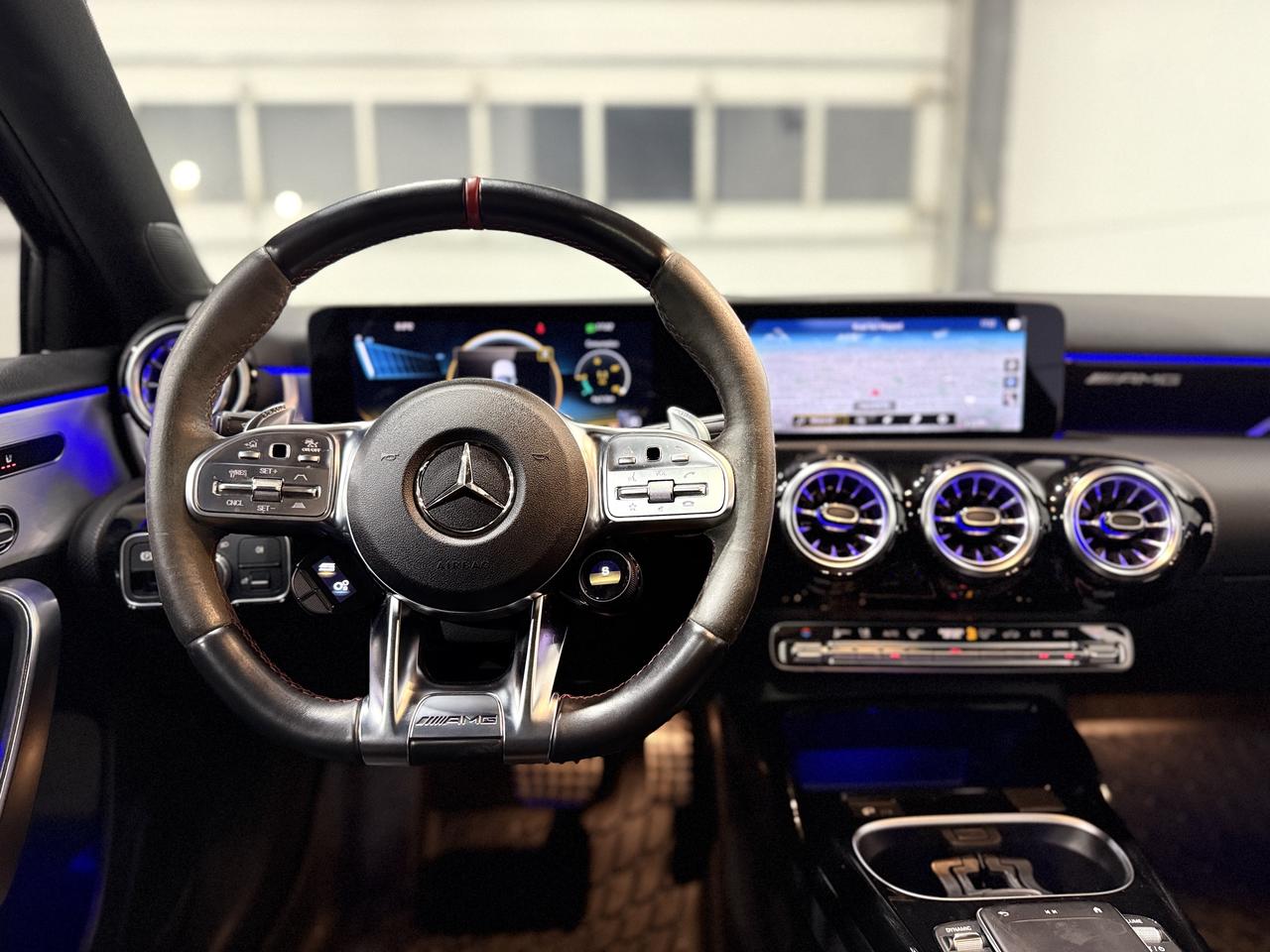 2022 Mercedes-Benz A-Class A 35 Photo