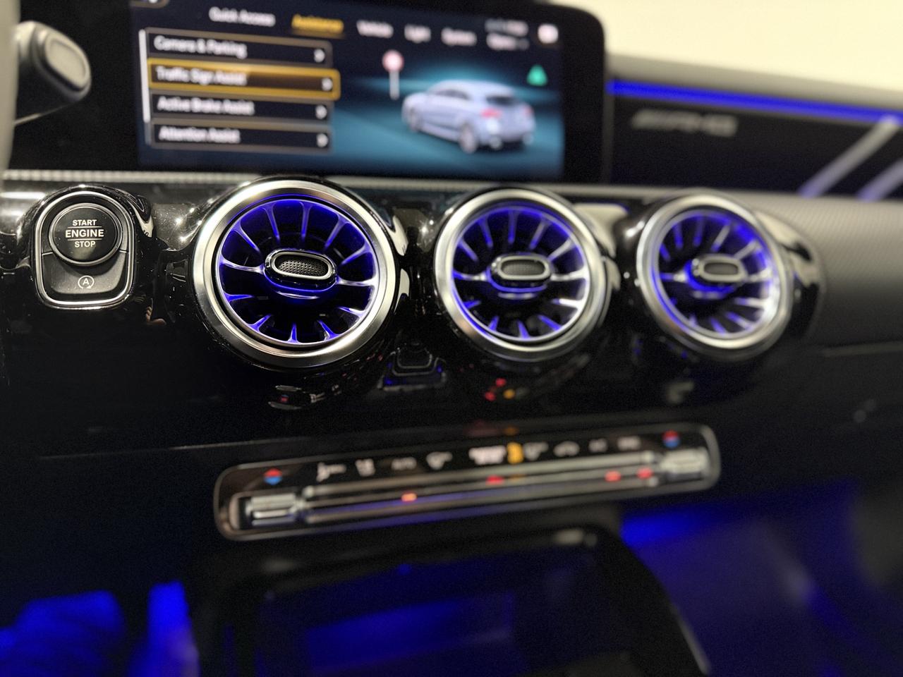 2022 Mercedes-Benz A-Class A 35 Photo