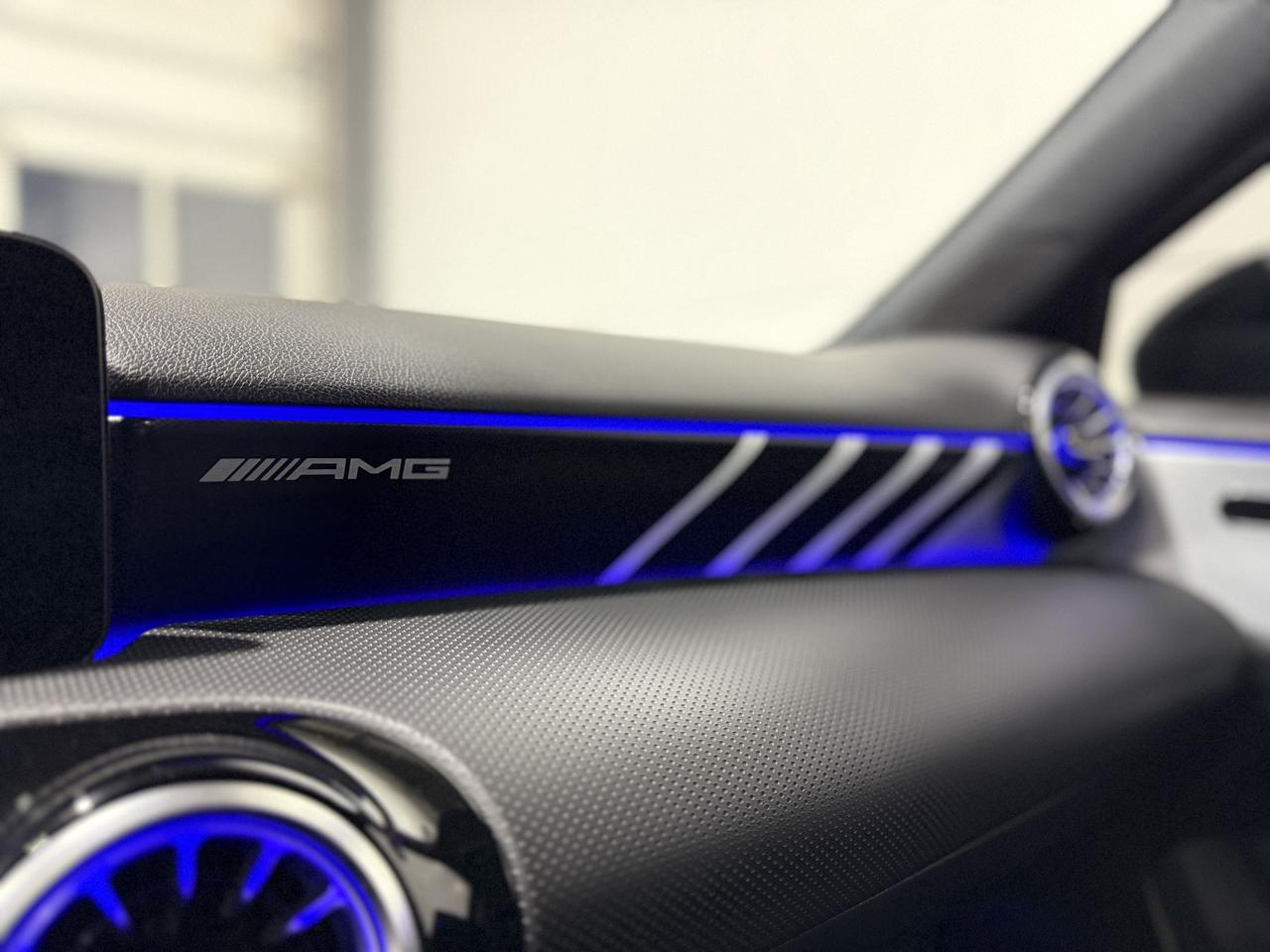 2022 Mercedes-Benz A-Class A 35 Photo