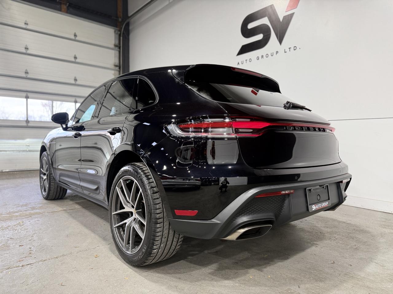2022 Porsche Macan Base Photo