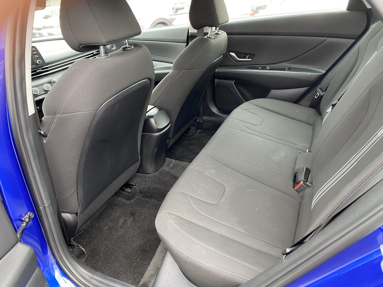 2023 Hyundai Elantra SEL Photo