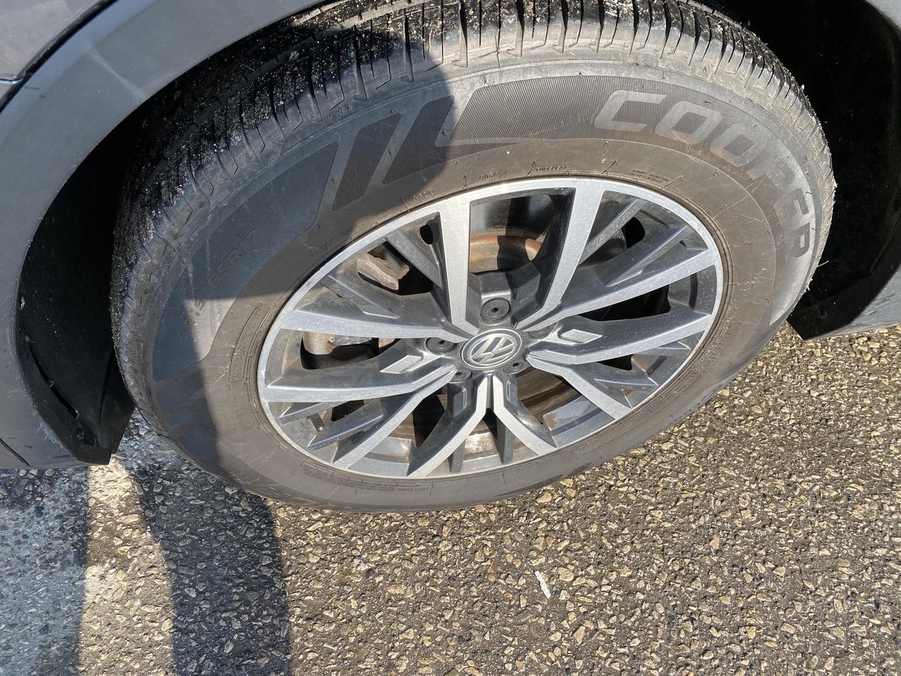 2018 Volkswagen Tiguan COMFORTLINE Photo