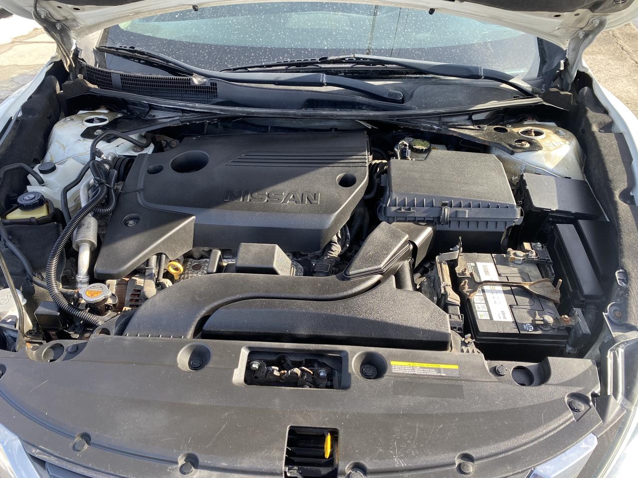 2016 Nissan Altima S Photo