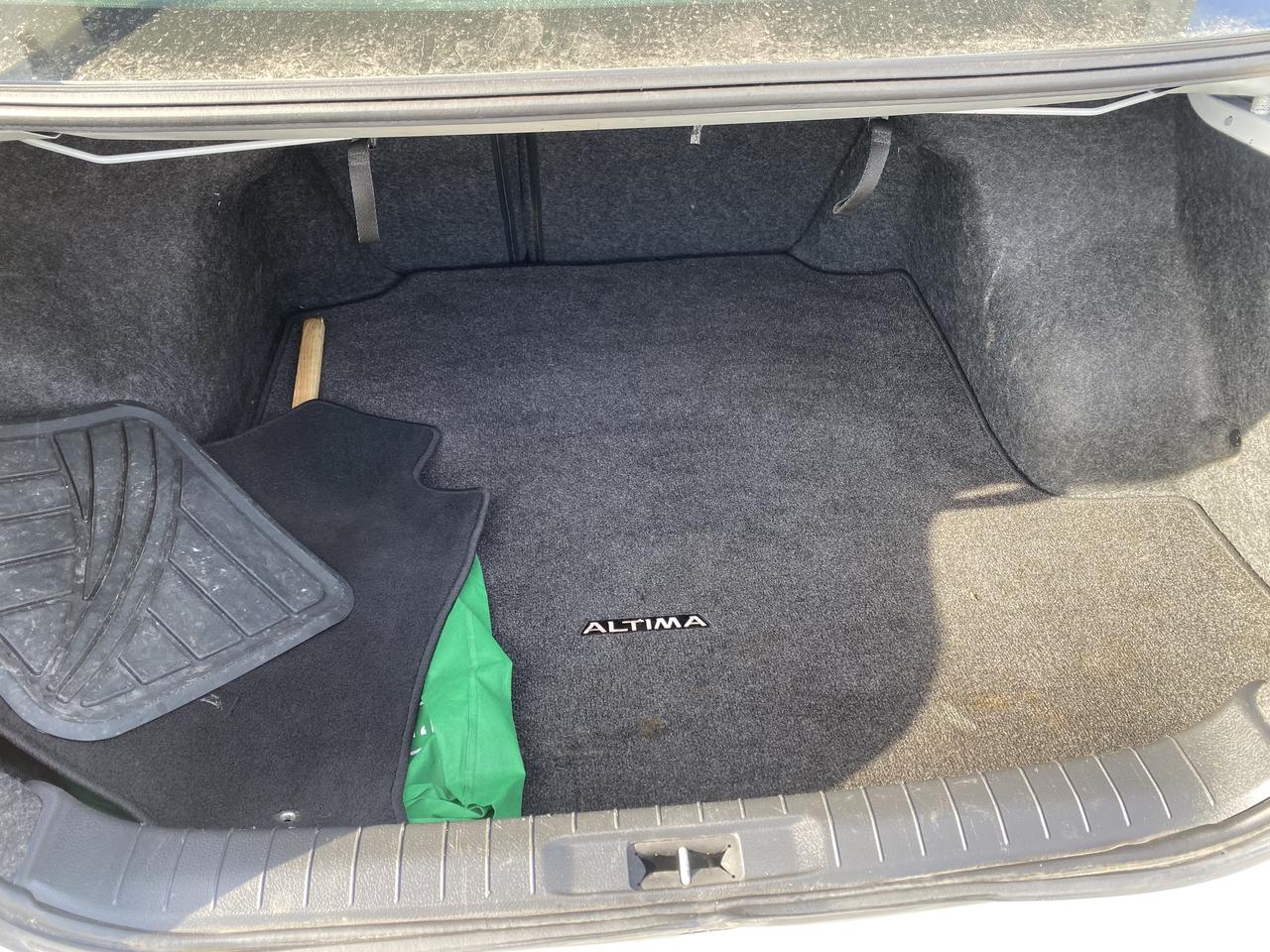 2016 Nissan Altima S Photo