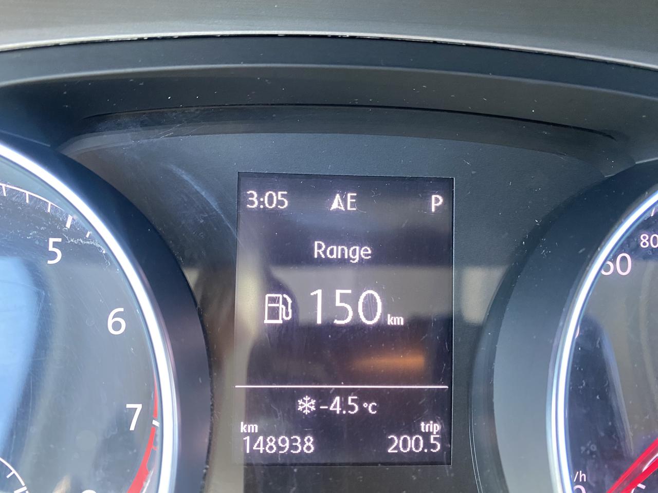 2015 Volkswagen Golf TSI S Photo