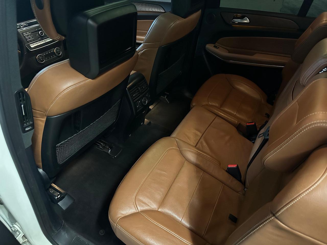 2017 Mercedes-Benz GLS-Class GLS550/AMG PCKG/REAR TV/DISTRONIC/CLEAN CARFAX Photo