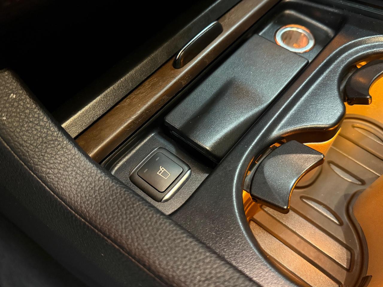 2017 Mercedes-Benz GLS-Class GLS550/AMG PCKG/REAR TV/DISTRONIC/CLEAN CARFAX Photo