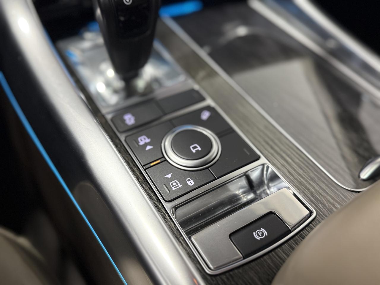 2018 Land Rover Range Rover Sport HSE Td6 Photo