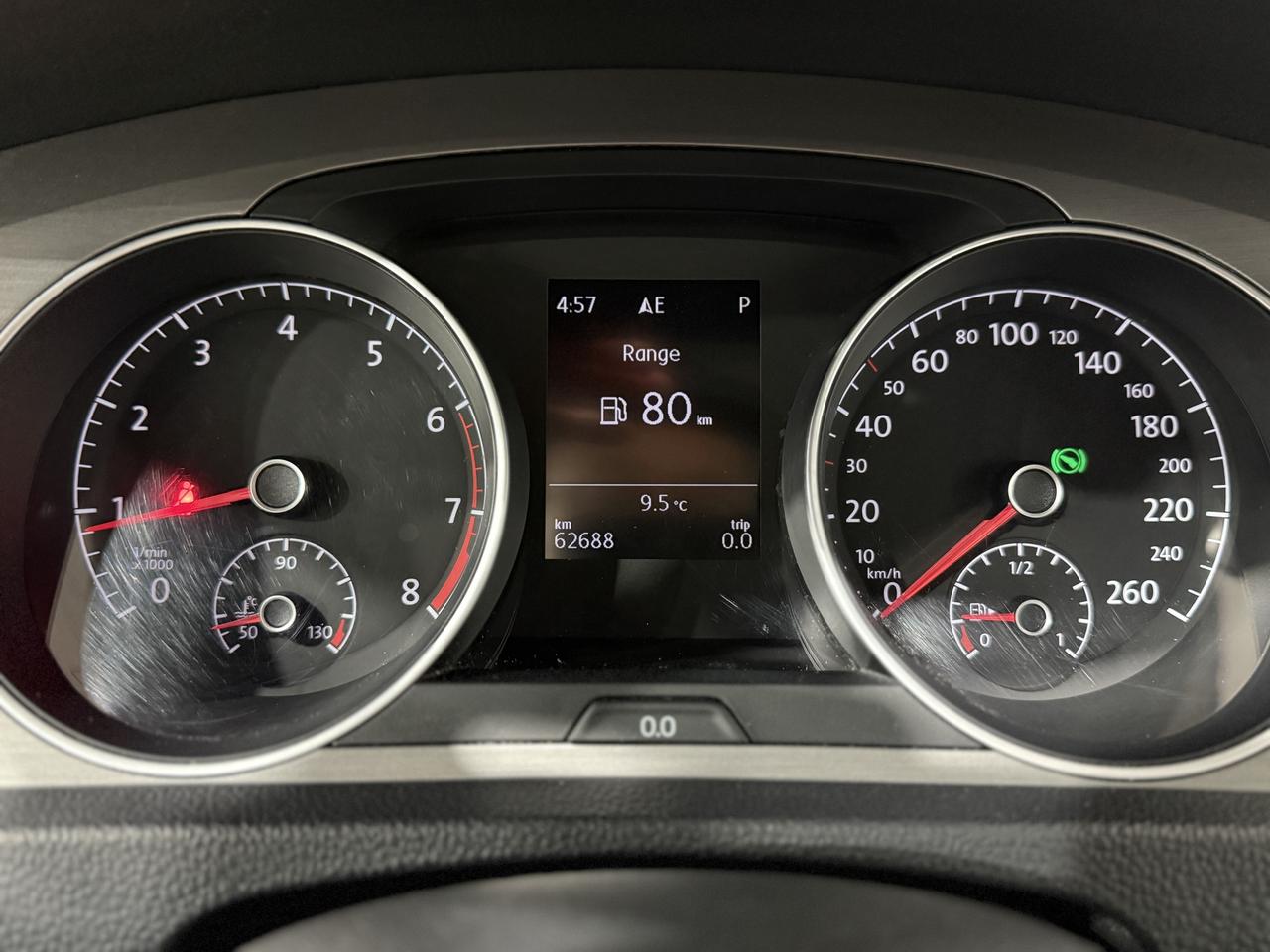 2016 Volkswagen Golf TSI S Photo