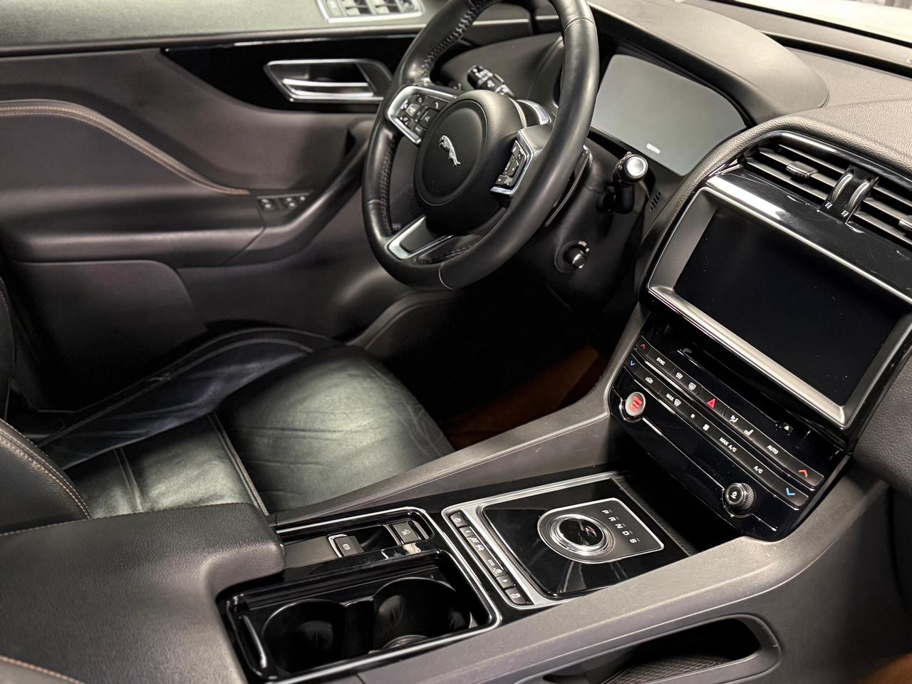 2018 Jaguar F-PACE PRESTIGE DIESEL/CLEAN CARFAX/MAJOR SERVICE Photo