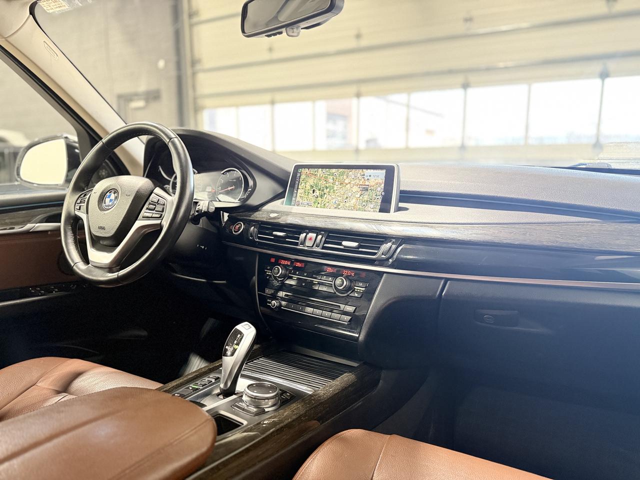 2016 BMW X5 xDrive35i Photo