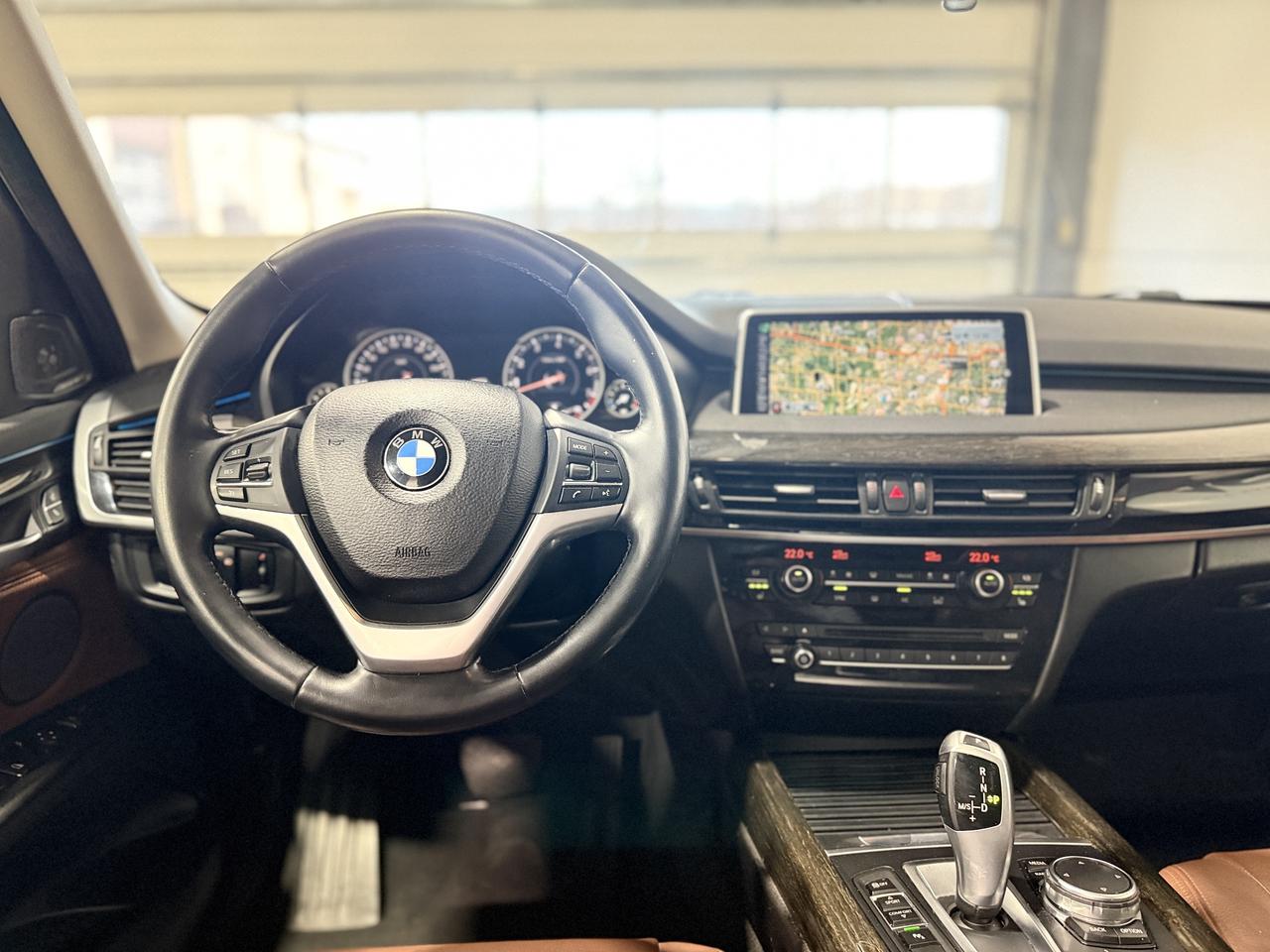 2016 BMW X5 xDrive35i Photo