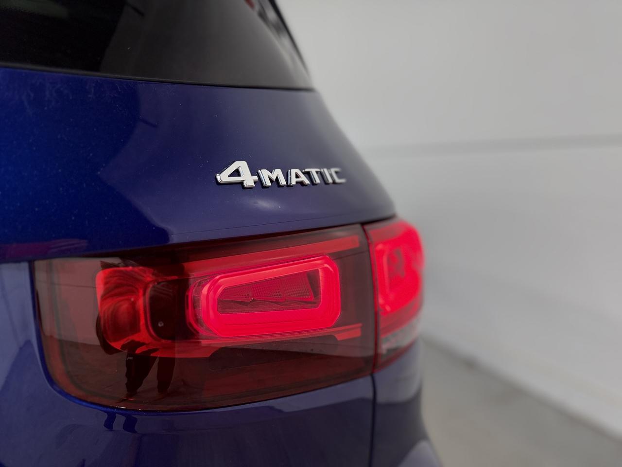 2022 Mercedes-Benz GLB-Class GLB 250 Photo