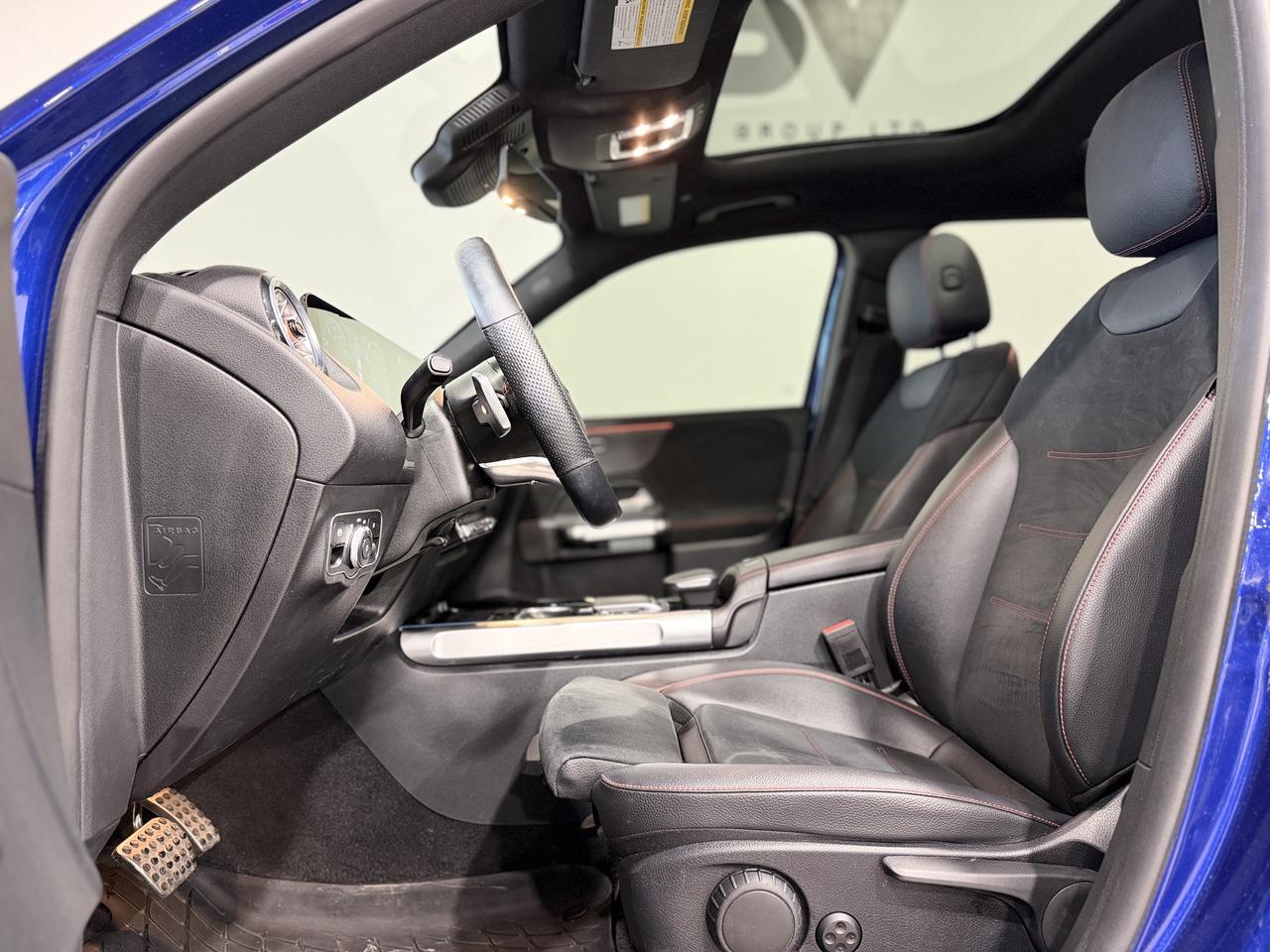 2022 Mercedes-Benz GLB-Class GLB 250 Photo