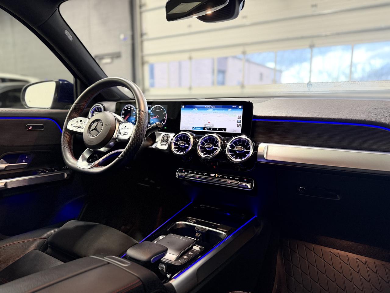 2022 Mercedes-Benz GLB-Class GLB 250 Photo