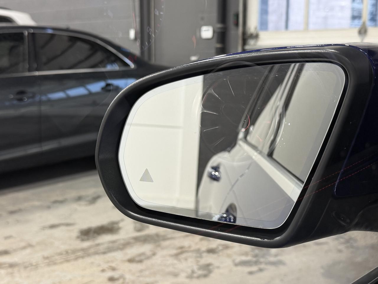 2022 Mercedes-Benz GLB-Class GLB 250 Photo