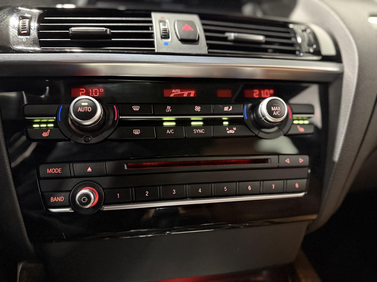 2017 RAM 1500  CREW SPORT  Photo