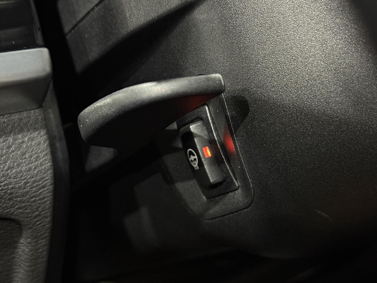 2017 RAM 1500  CREW SPORT  Photo