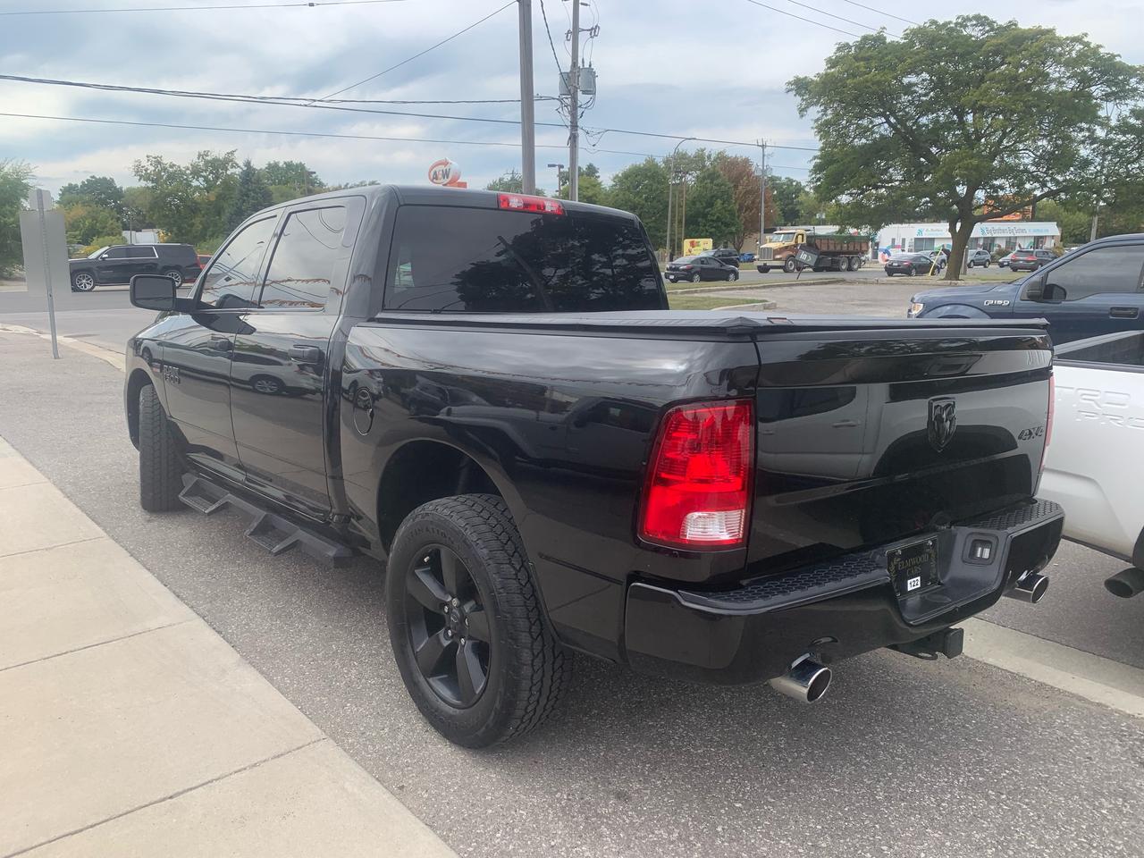 2017 RAM 1500  CREW SPORT  Photo