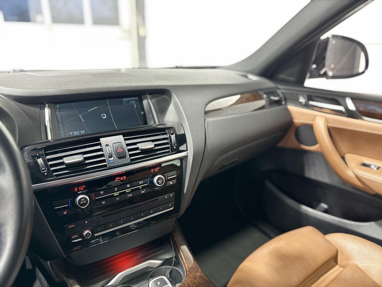 2016 BMW X4 xDrive28i Photo