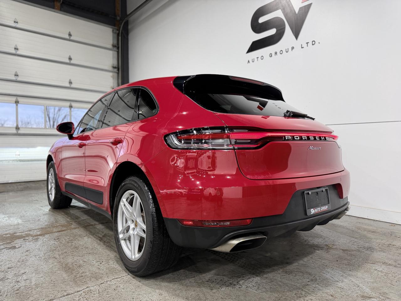 2019 Porsche Macan  Photo4