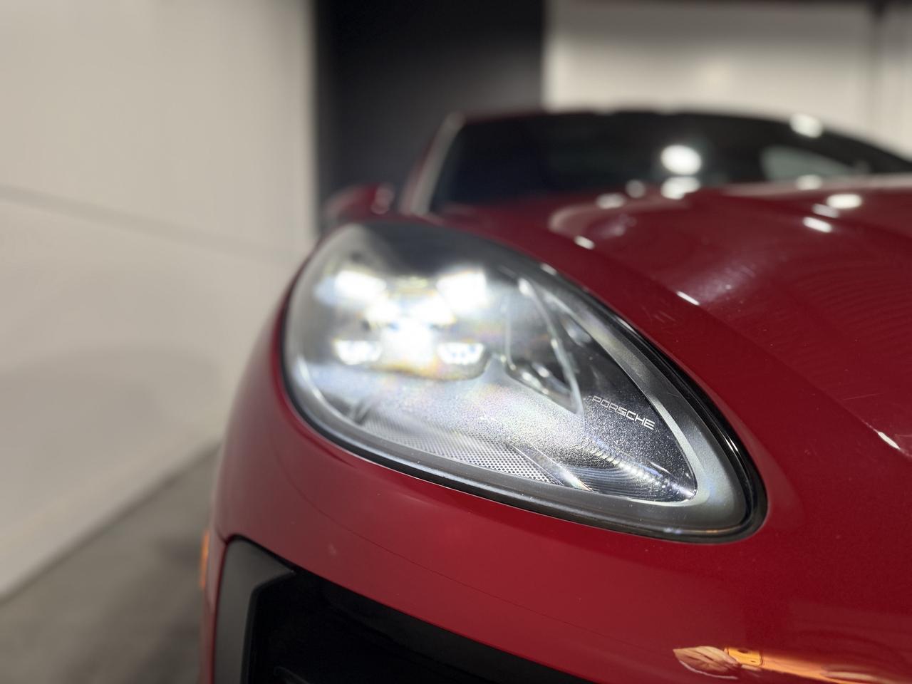 2019 Porsche Macan  Photo