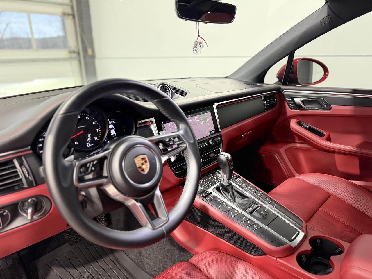 2019 Porsche Macan  Photo