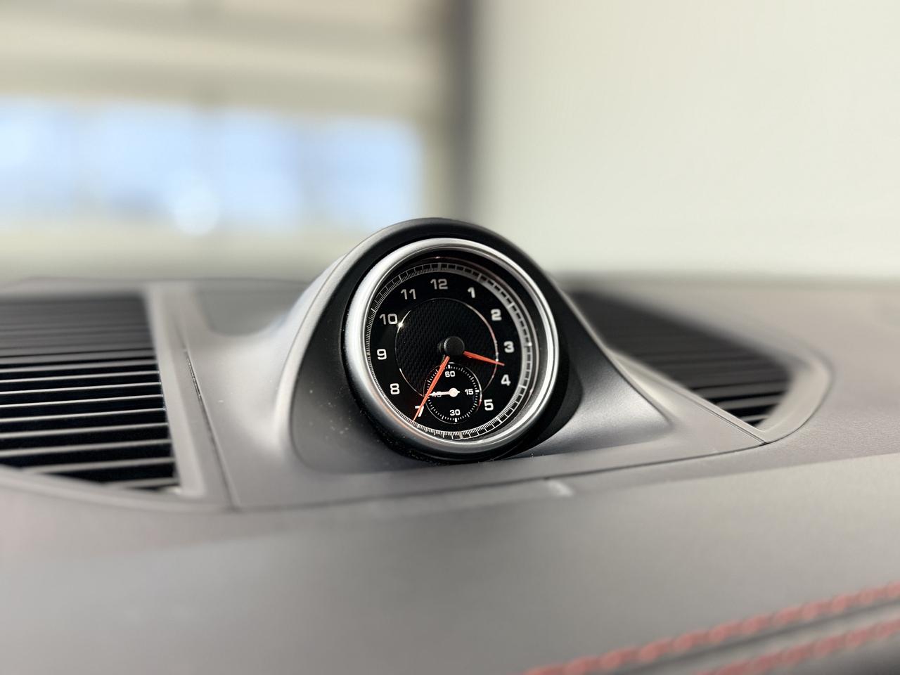 2019 Porsche Macan  Photo