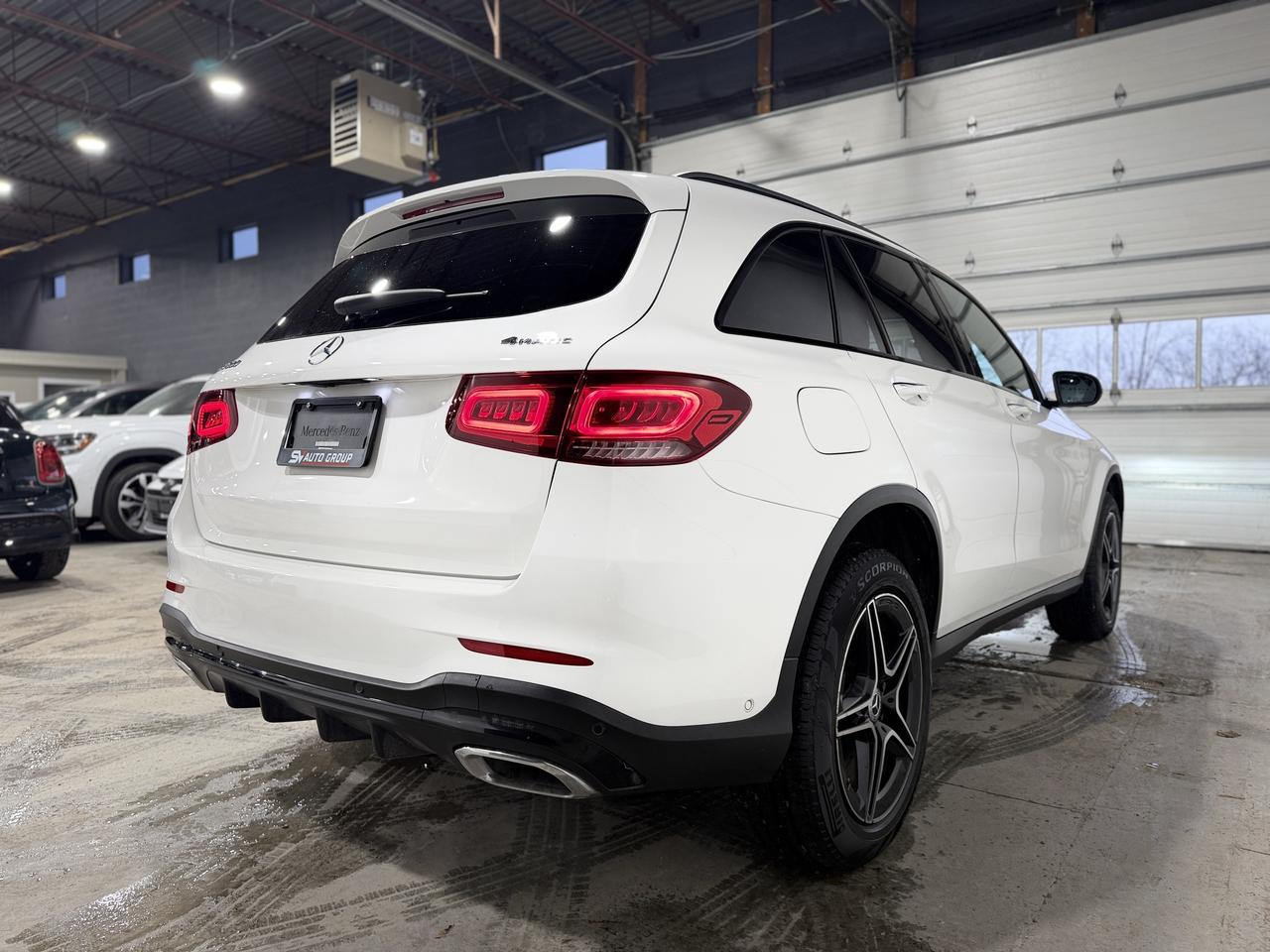 2022 Mercedes-Benz GLC-Class 300 Photo