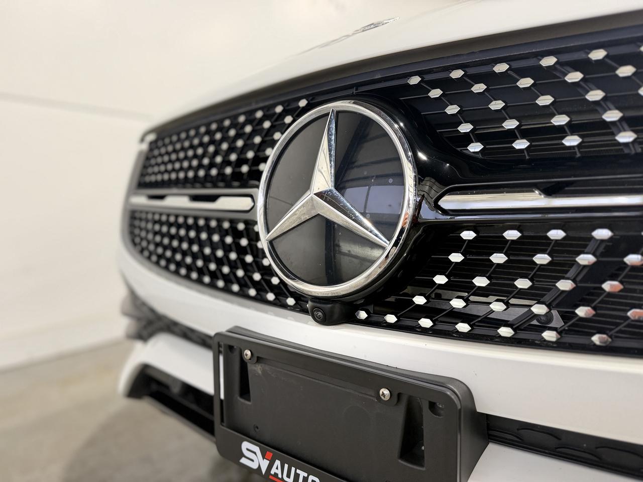 2022 Mercedes-Benz GLC-Class 300 Photo