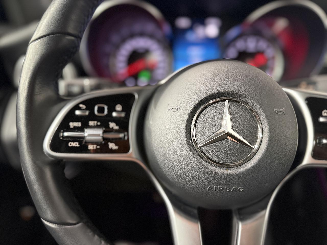 2022 Mercedes-Benz GLC-Class 300 Photo