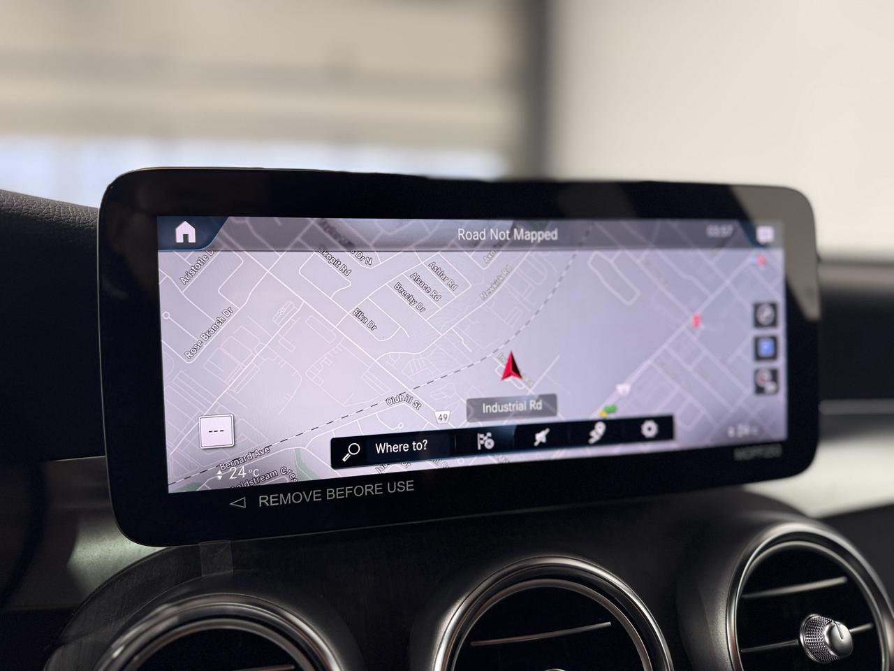 2022 Mercedes-Benz GLC-Class 300 Photo