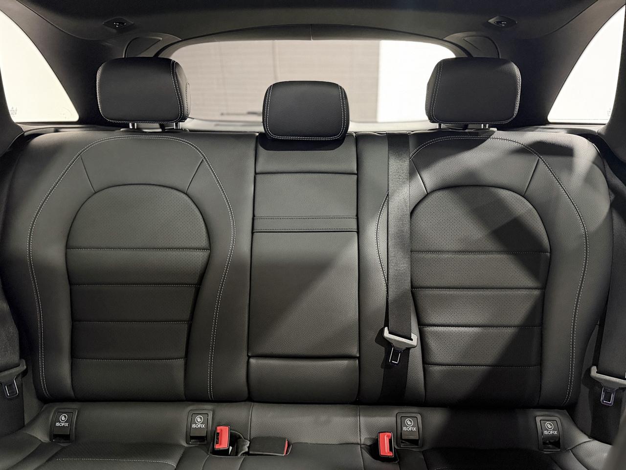 2022 Mercedes-Benz GLC-Class 300 Photo