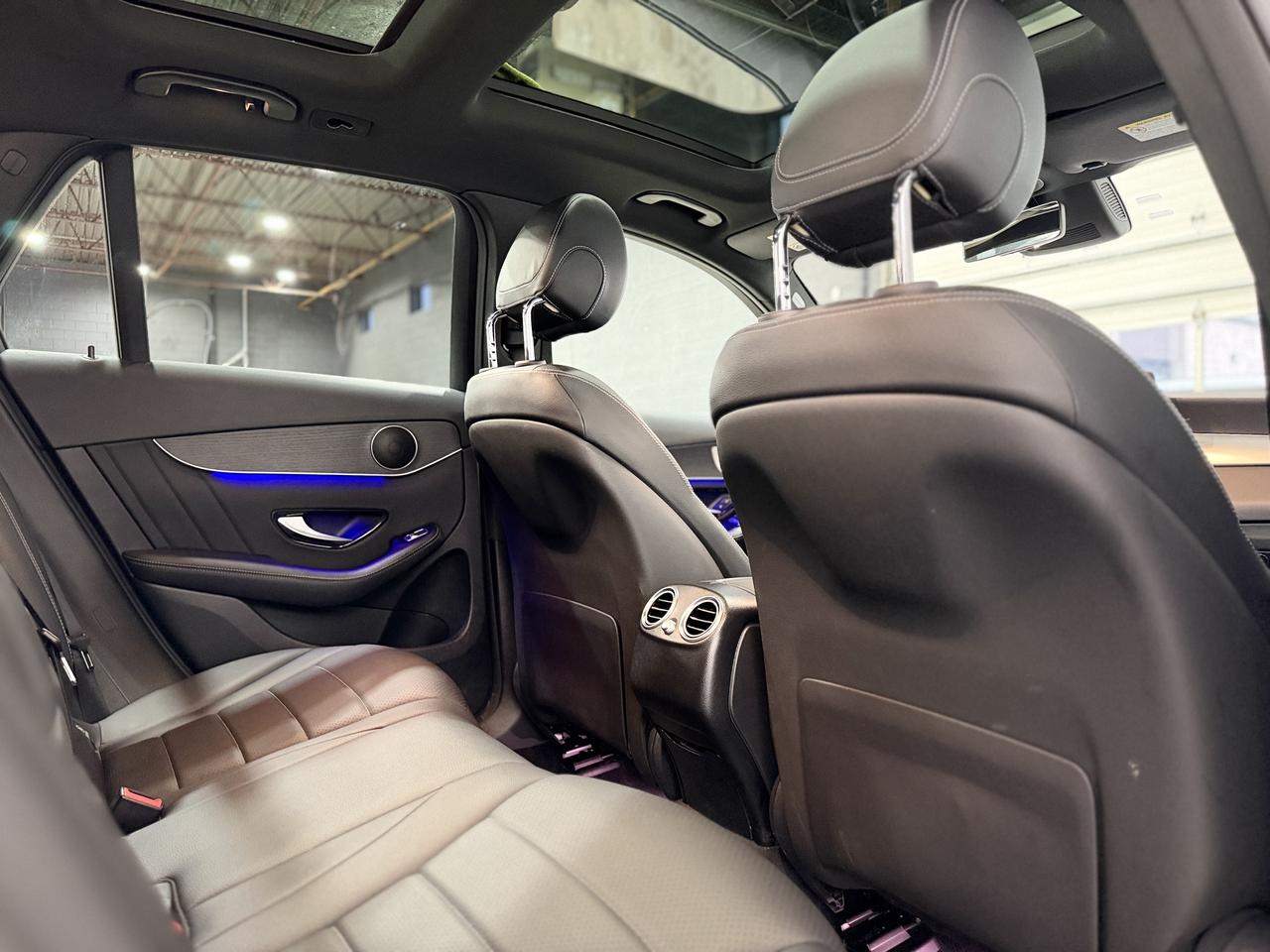 2022 Mercedes-Benz GLC-Class 300 Photo