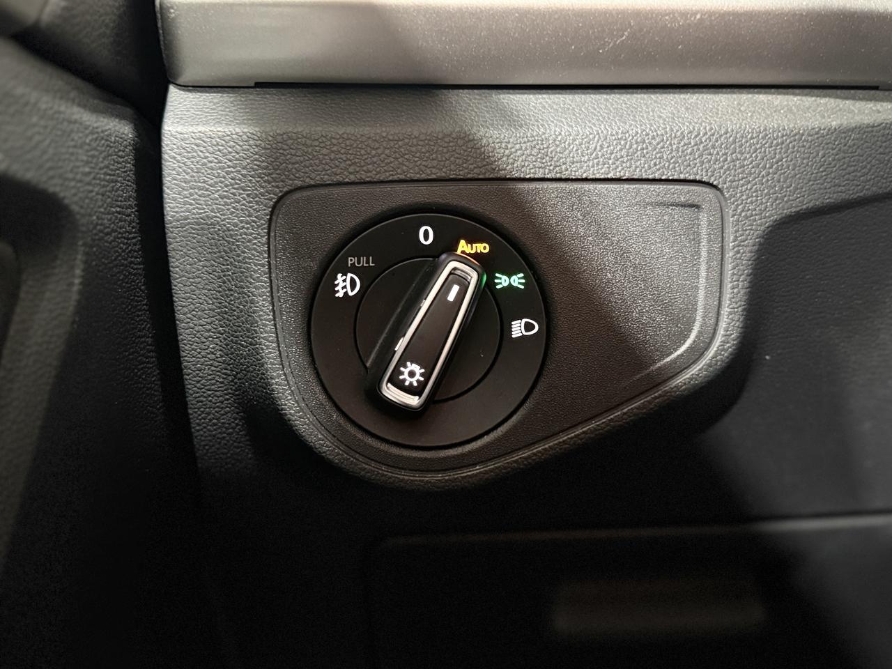 2019 Volkswagen Atlas SE Photo