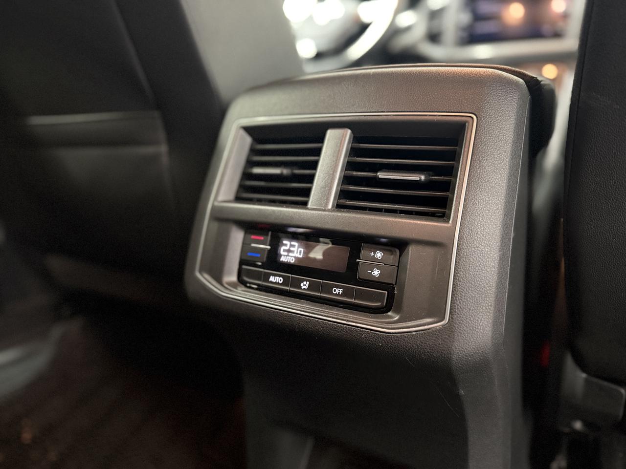 2019 Volkswagen Atlas SE Photo