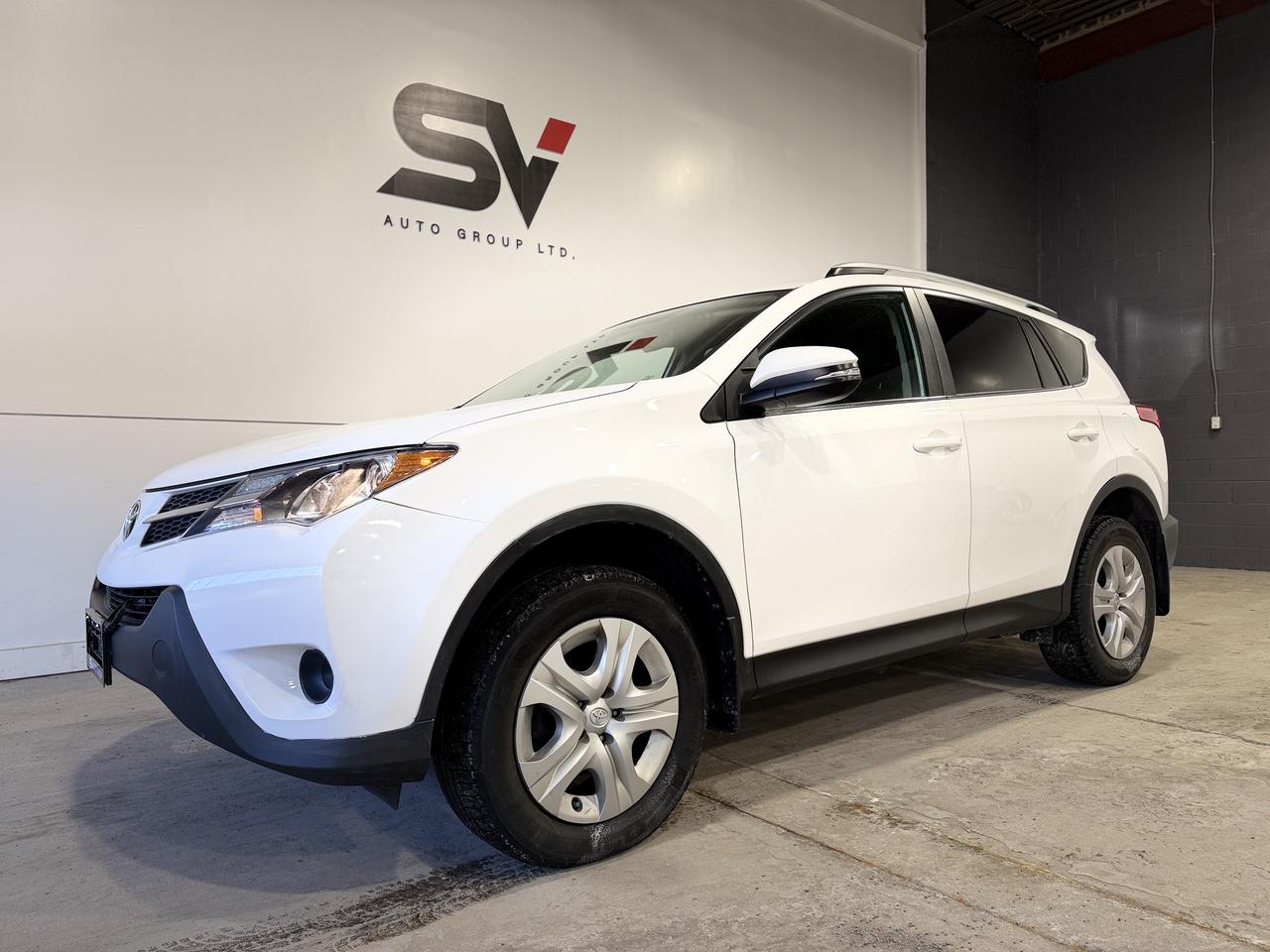 2014 Toyota RAV4 LE Photo
