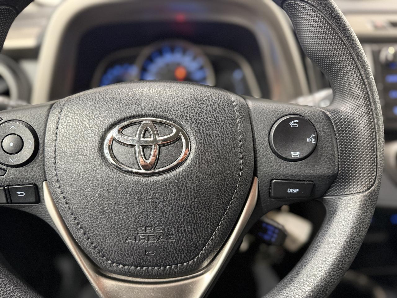 2014 Toyota RAV4 LE Photo
