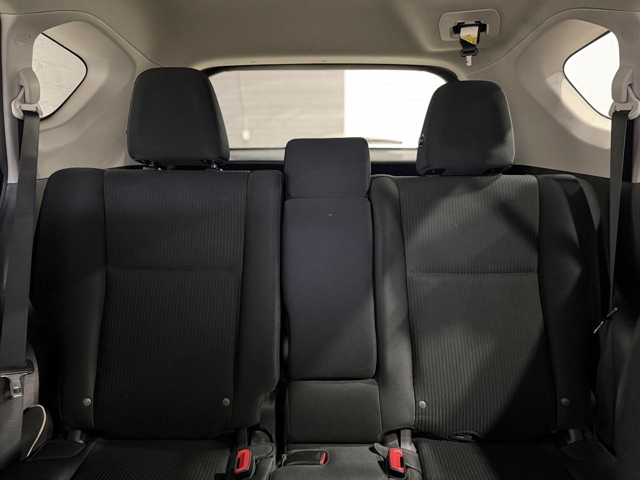 2014 Toyota RAV4 LE Photo