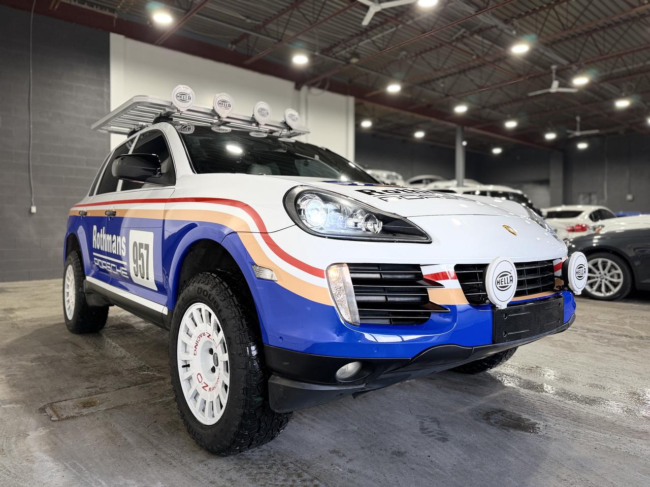 2010 Porsche Cayenne S Photo