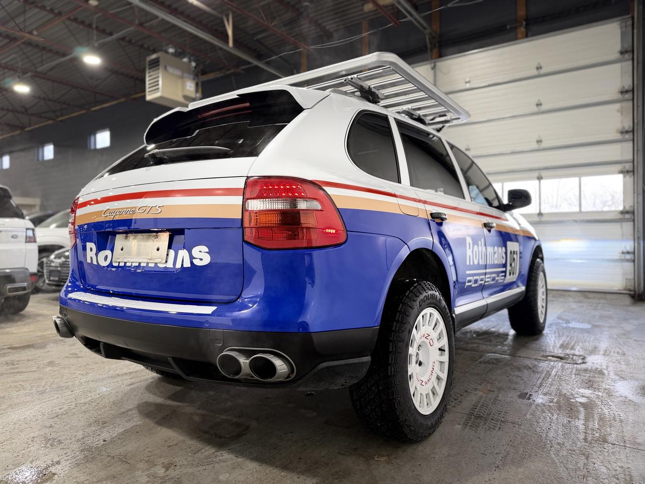 2010 Porsche Cayenne S Photo