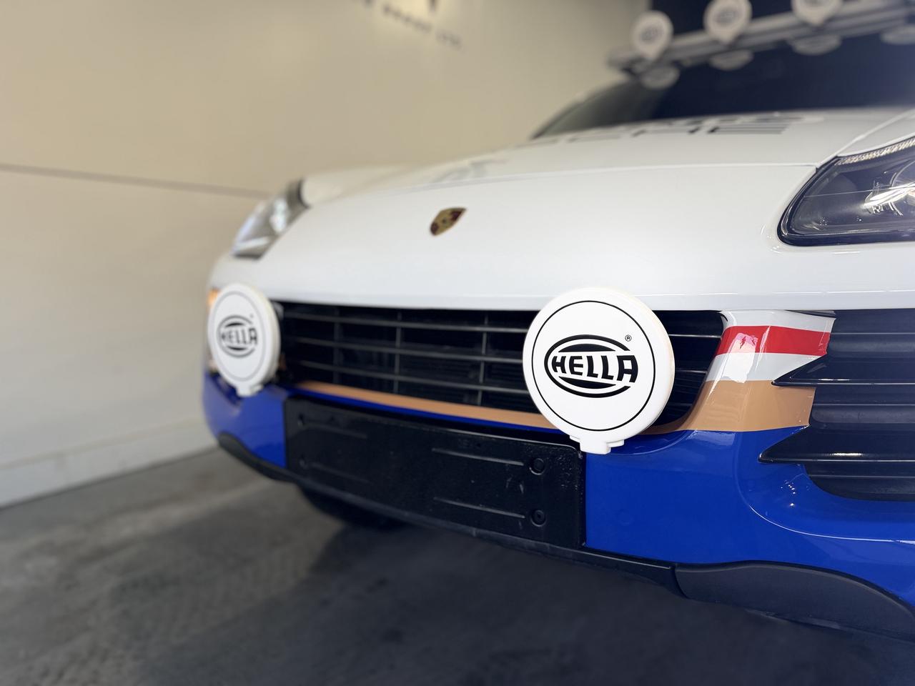 2010 Porsche Cayenne S Photo