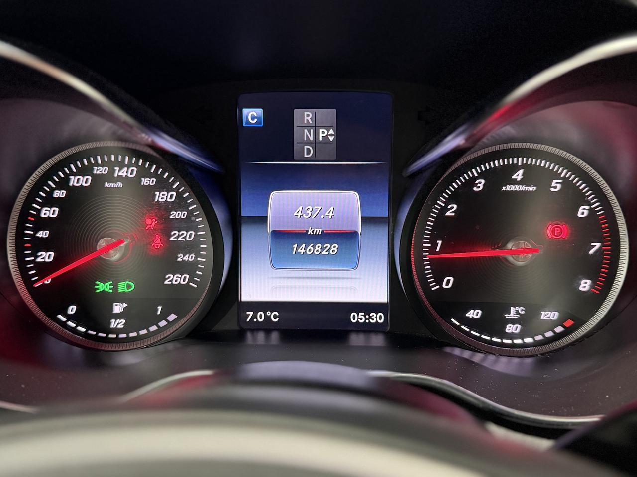 2016 Mercedes-Benz C-Class C300 Photo