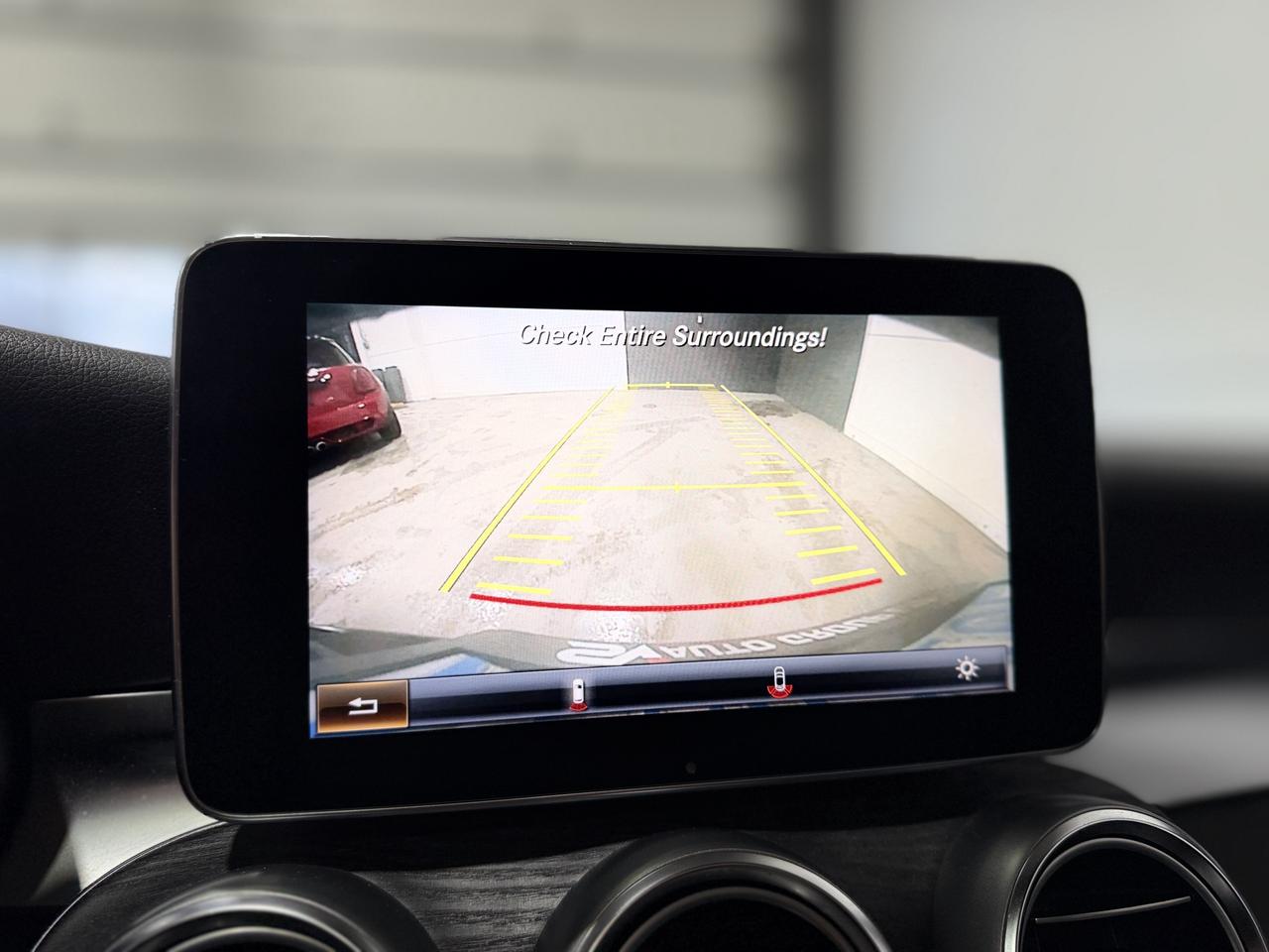 2016 Mercedes-Benz C-Class C300 Photo