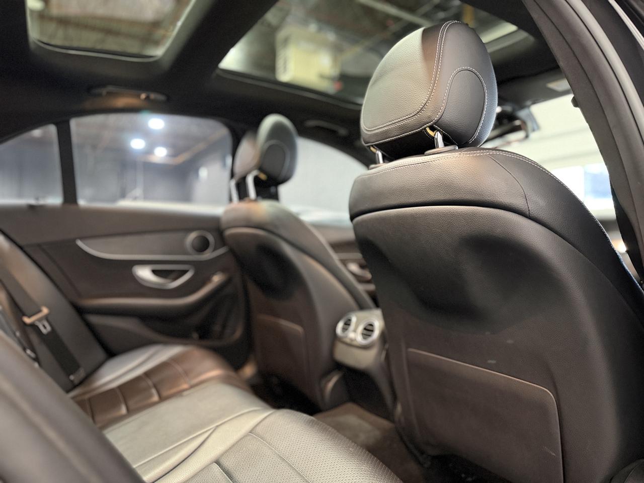 2016 Mercedes-Benz C-Class C300 Photo