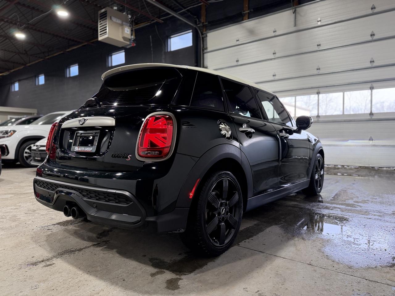 2024 MINI 5-Door Cooper S Photo