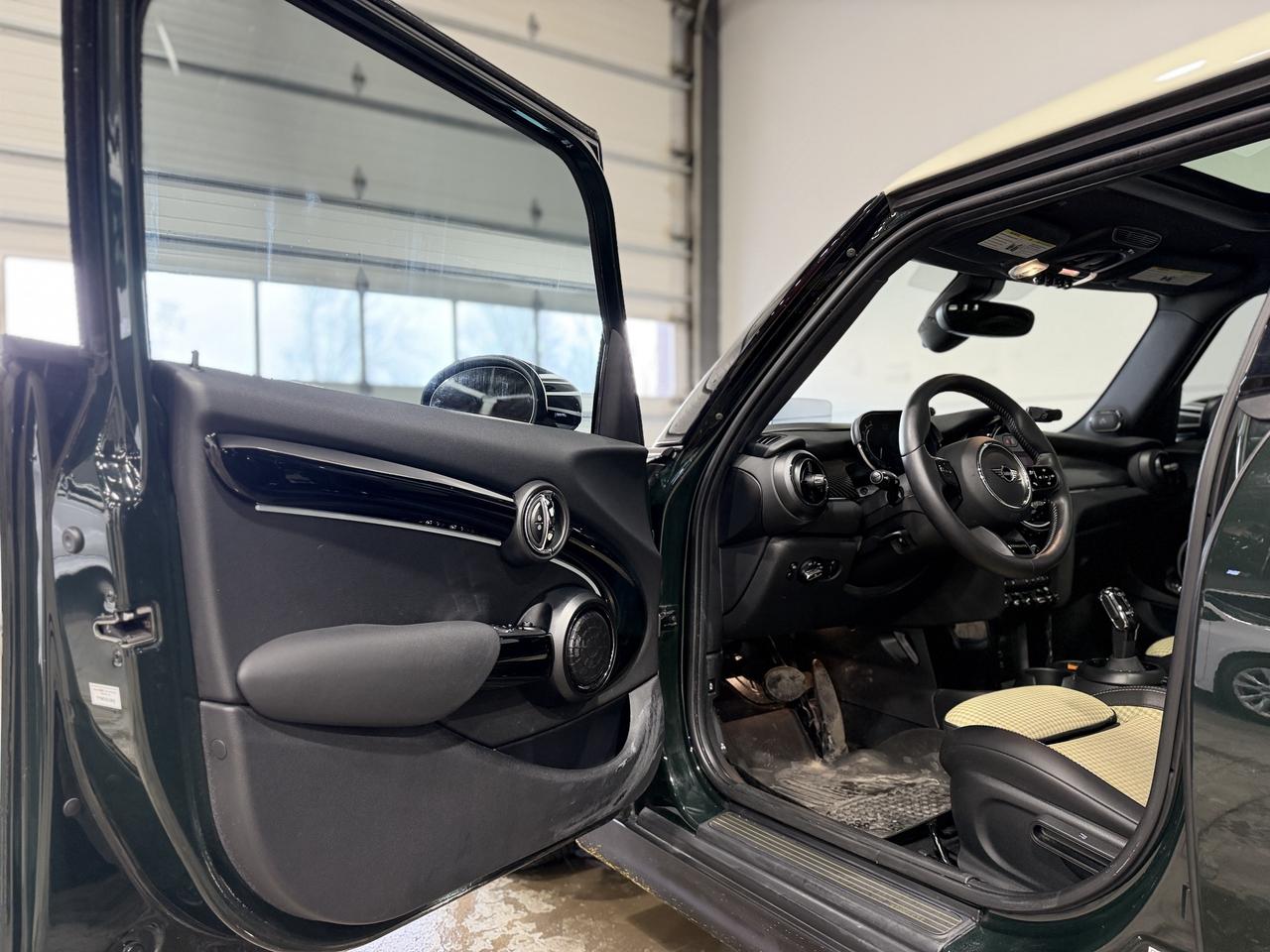 2024 MINI 5-Door Cooper S Photo