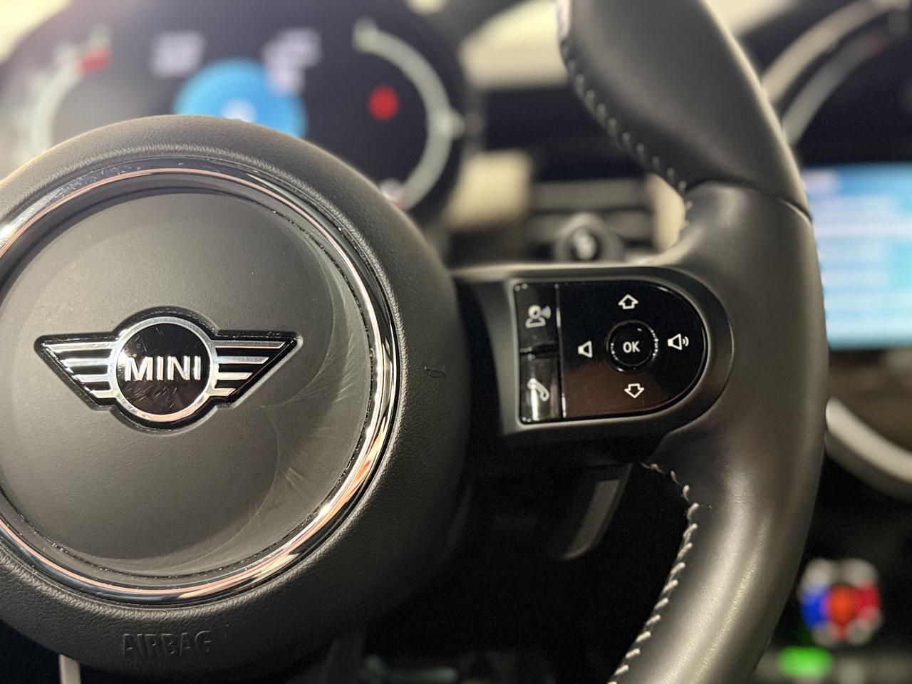 2024 MINI 5-Door Cooper S Photo